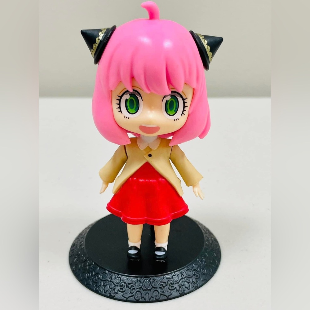 Action Figures Spy X Family Characters (loose) - anime characters (NWOT)